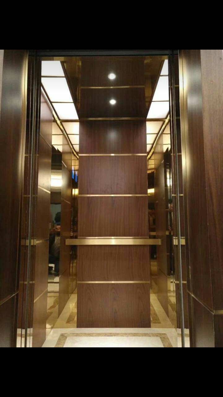 Residential home elevator